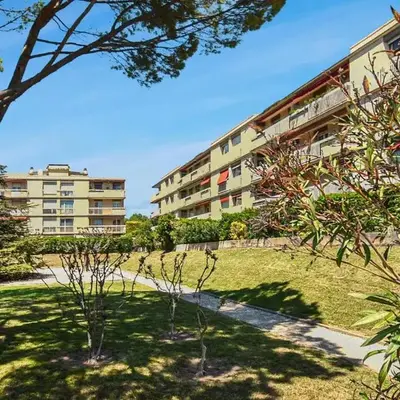 Nice Apartment In Carpentras With Wifi