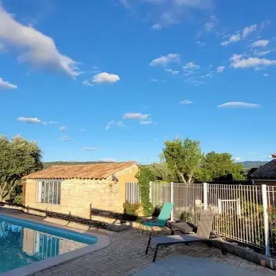 Location Gite avec Piscine Luberon ARTEMISS