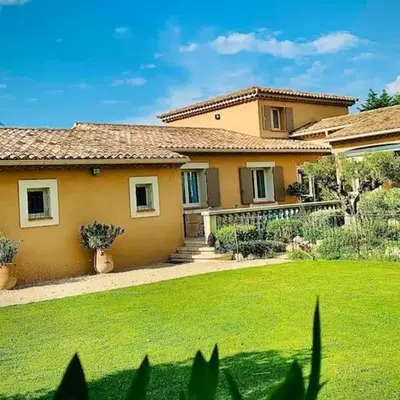 villa entre st rémy de provence et avignon
