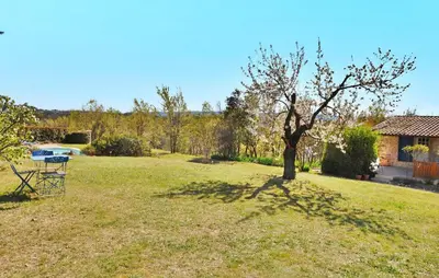 Gallery image of Le Gite Du Bastidon in La Tour-dʼAigues