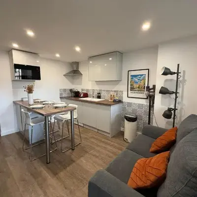 L'Amandier - Joli appartement T3 neuf centre ville à 2 pas de la Rotonde Mirabeau et des Allées Provençales