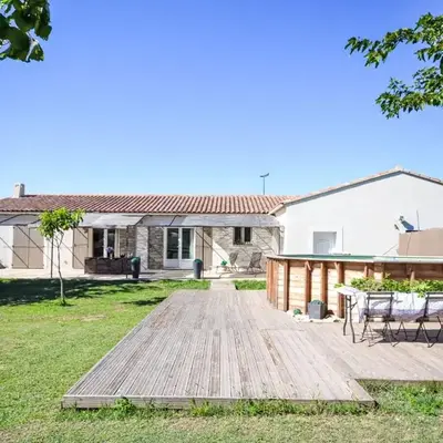 Holiday Home L' amandier by Interhome
