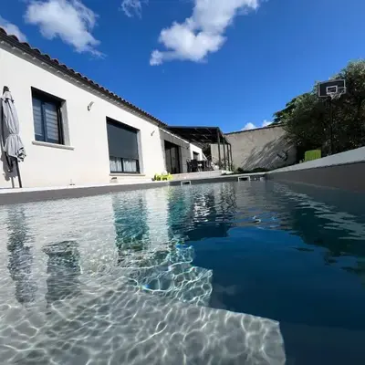 Villa Spacieuse avec Piscine