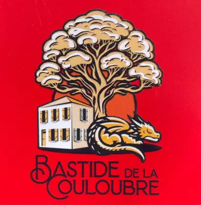 a logo for a house under a tree at Bastide de la Couloubre in Mallemort