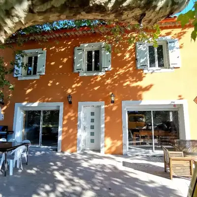 Maison Aix en Provence et grand jardin