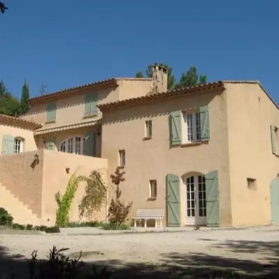 Studio indépendant en RDC de villa