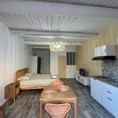 Studio centre de Charleval