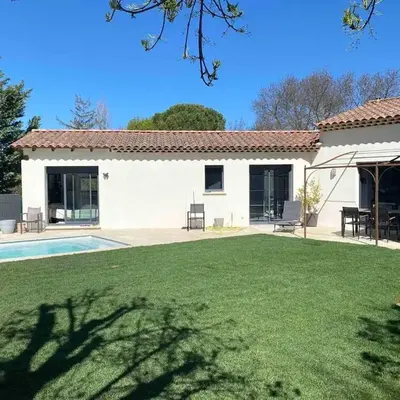 3 bedroom villa with pool