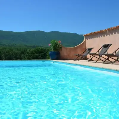 Bright Villa In The Heart Of Luberon