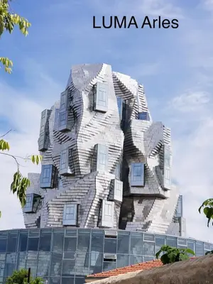 a building that is shaped like an elephant at Appartement de charme au pied du château in Châteaurenard