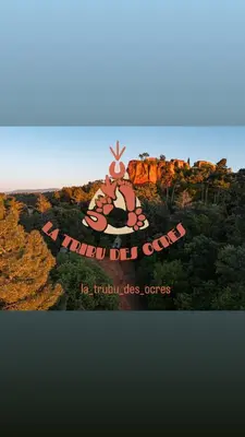 a sign for the new disneyland resort at Tipi à Roussillon in Roussillon