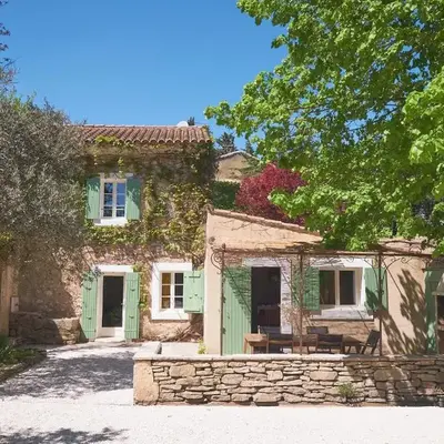 Maison provençale avec jardin