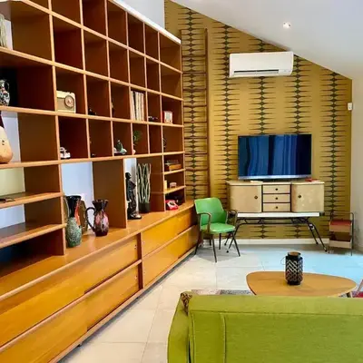 Atypical 5-person house with patio