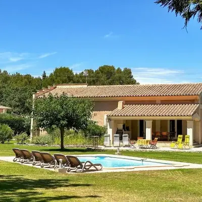 Lovely Home In St Cannat