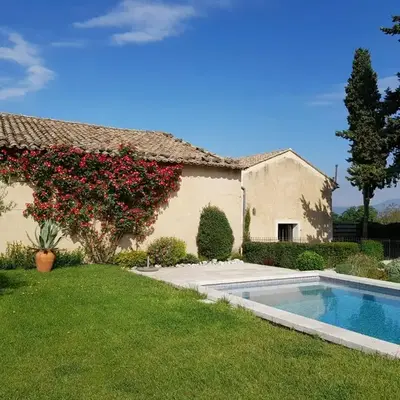 Provencal Farmhouse With Mont Ventoux Views