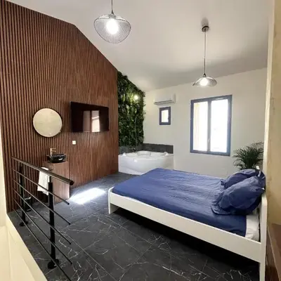 jungle room
