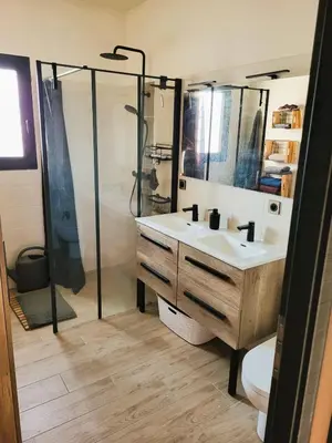 a bathroom with a sink and a shower at Friendly and warm villa with pool in Pernes-les-Fontaines