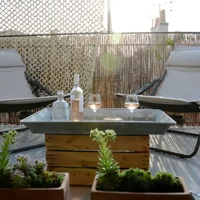 Large studio with terrace and air conditioning