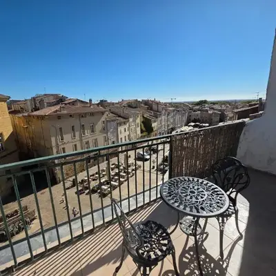 Studio climatisé avec terrasse