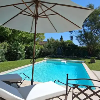 AAD maison de vacances avec piscine