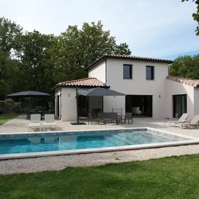 Villa with heated pool and Ventoux View in Pernes