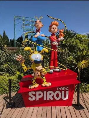 a toy story ride at a disney park at Petite maison de charme in LʼIsle-sur-la-Sorgue
