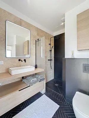a bathroom with a sink and a mirror at 180 Grand Luberon Gordes vue panoramique in Gordes