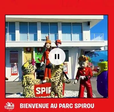 a poster of a group of stuffed animals in front of a store at Appartement cosy & calme avec parking privé & terrasse in Mazan