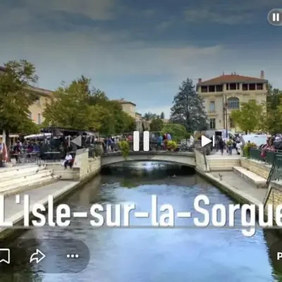Location grand studio centre ville Isle sur la sorgue