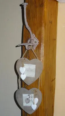 a couple of shelves with hearts on them at Chambre d'hôte Anais in Eyguières