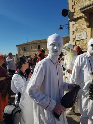 a group of people dressed up in white costumes at Le Crillon in Murs