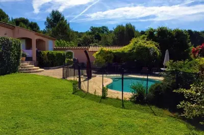a garden with a swimming pool in a yard at Premium villa with garden and pool, Lambesc in Lambesc