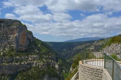 a view of the grand canyon from the edge of a cliff at Le Nesk Ventoux - Hotel in Sault-de-Vaucluse