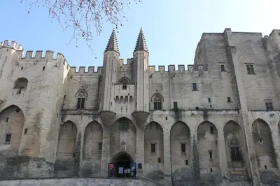 a large stone building with a bunch of windows at Studio charmant au calme in Aix-en-Provence