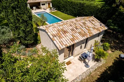 an overhead view of a house with a swimming pool at Mazet LEAJO in Eygalières