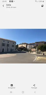 a picture of an empty street with a building at Gite au cœur du ventoux in Bédoin