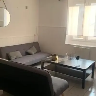 Logement sur pte cour