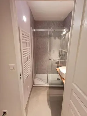 a bathroom with a shower and a sink at Village Pont Royal en Provence - maeva Home - Maison de charme climatisée 4 pièces 8 personnes - Sélection - super Home MAE-7694 in Mallemort