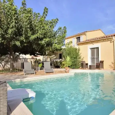 Stunning Home In Châteaurenard