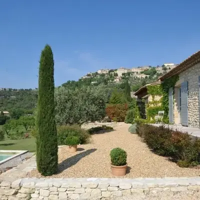 In Gordes
